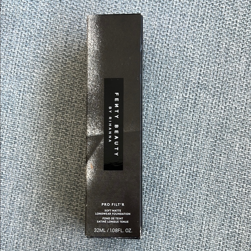 Fenty Beauty Pro Filter Soft Matte Foundation. Shade 265